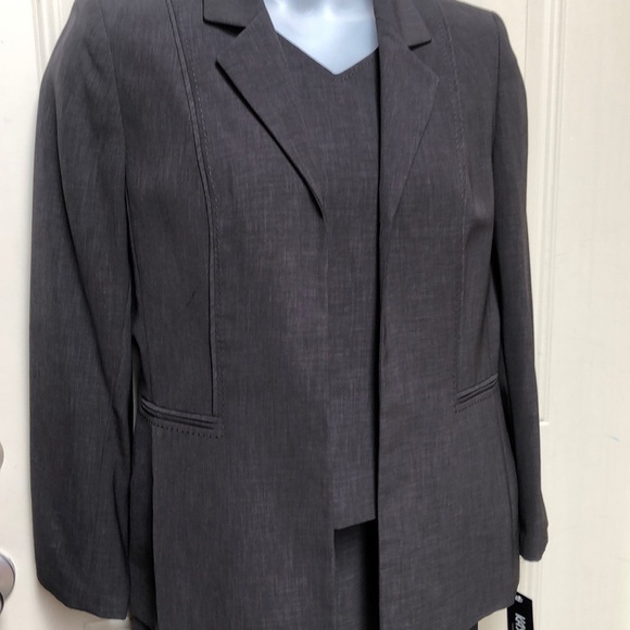 Kasper 3 piece suit - Picture 2 of 15
